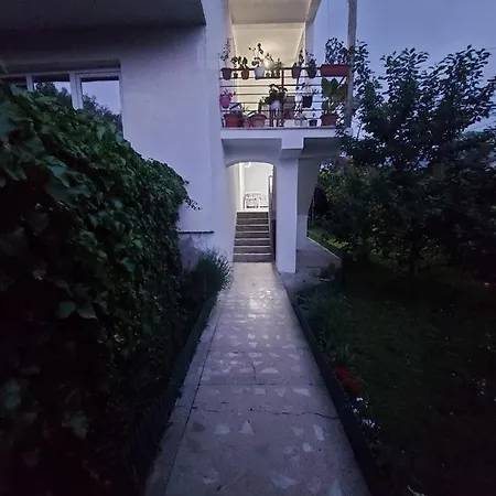 Mona Skopje