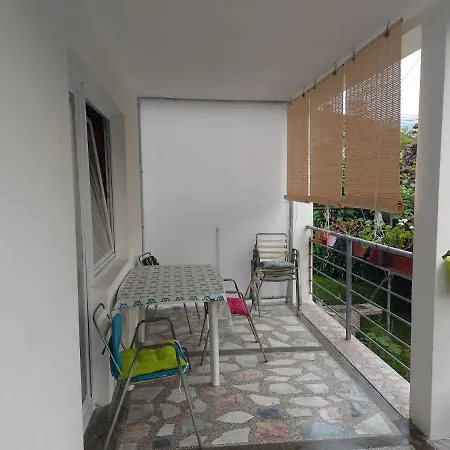 Mona Apartment *