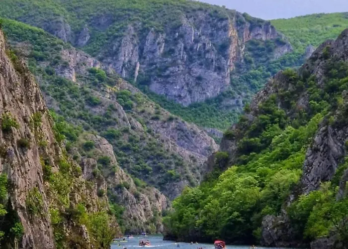 Апартаменти Mona Скоп'є